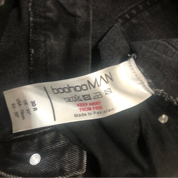 Ecko Unltd Long Jean Shorts Baggy Fit Wide Leg Men’s Size 40. 100% Cotton. - Picture 4 of 7